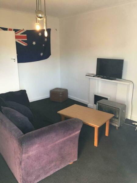 St Kilda Furnished 2 Bedroom Flat For Rent