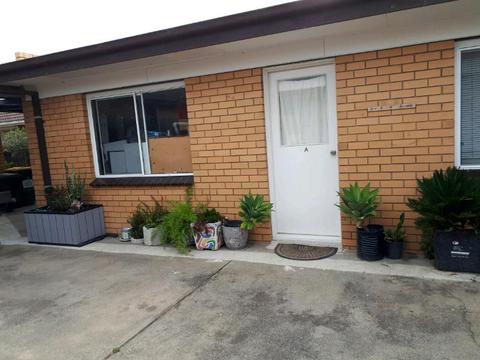 PW $290 , One Bedroom Granny Flat (Including All Bills)