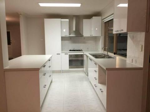 Fresh 4x2 home in Joondalup close to schools, park and shops