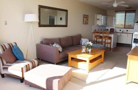 East Fremantle Fully Furnished Apartment with Stunning River and Ocean