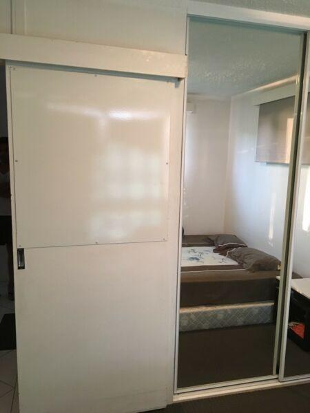 Room available for rent Broadbeach