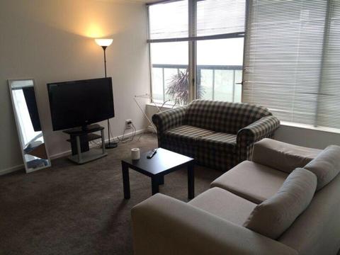 Roomshare for rent (new and cheap)