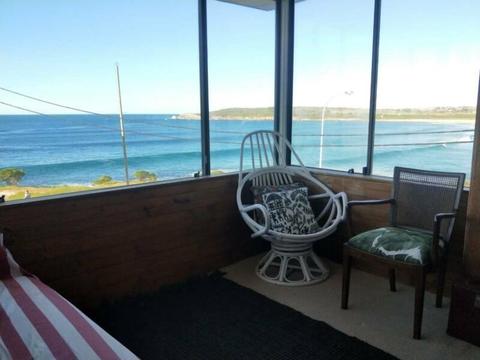Amazing beachside room available for 5 to 8 weeks