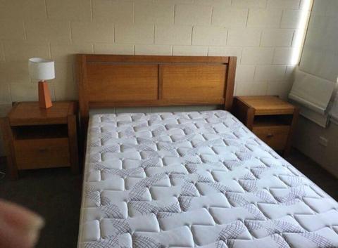 Room available for single girl or couple