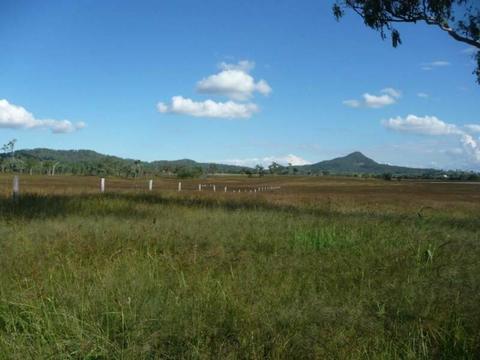 80 Picturesque Acres within 1 hours drive to Brisbane