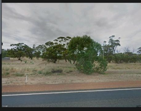 Block of land, hour south of perth