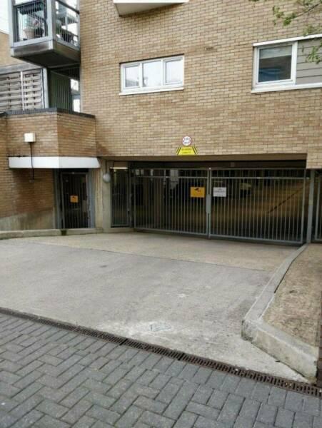 Secured underground parking for rent in Preston area, VIC 3072