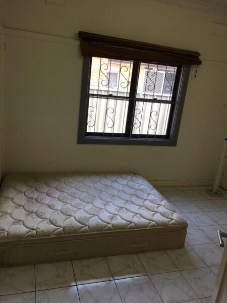 Room for rent in merrylands