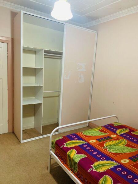 Single room 130$(ONLY FOR GIRLS)