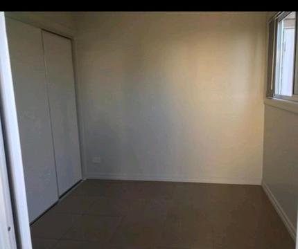 Granny Flat for rent in heart of Moorooka