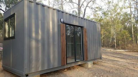 CONTAINER HOME/FULLY SELF CONTAINED