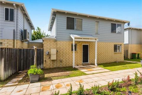 MAYLANDS 3x2 TOWNHOUSE FOR RENT