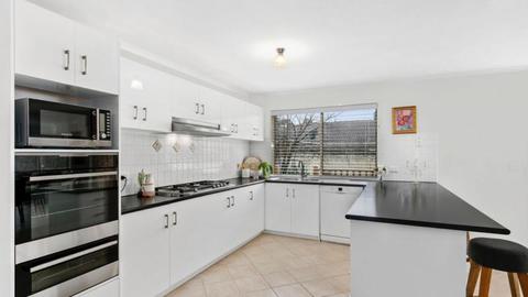 House for Sale 4 Plover Way Whittlesea