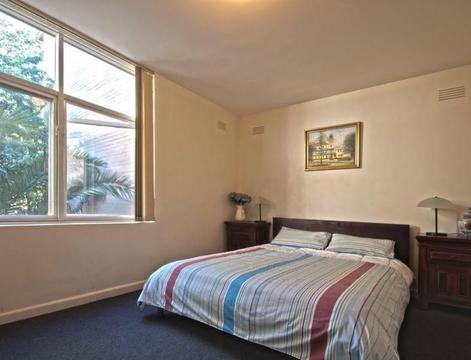 One room in two bed tennis pool gated cctv tranquil close to transport