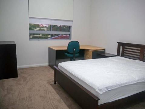 5* Luxury House, Large Room, Bills Inc, Fully Furnished, WiFi, A/C