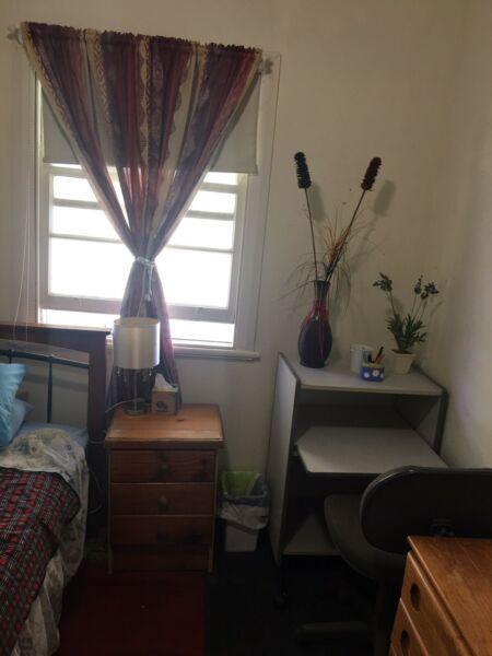 Single bedroom available for rent in Stafford heights