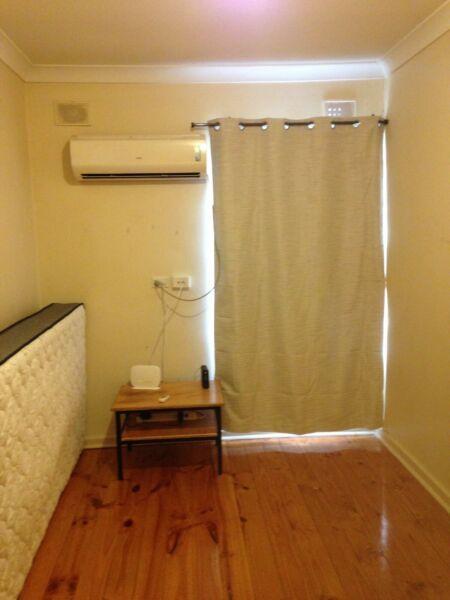 Large air conditioned room for rent $160pw