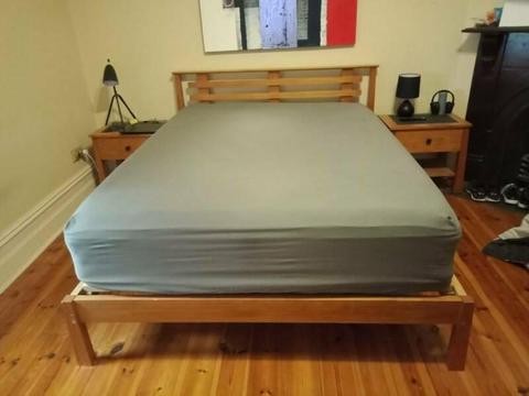 Large room available in character home in West Hindmarsh