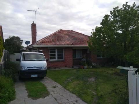 Recently renovated 3 bedroom house in North Coburg