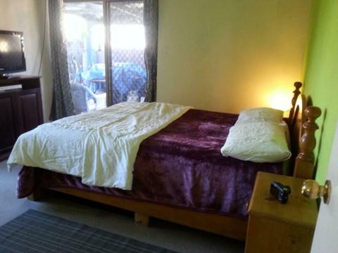 Fully Furnished Master Bed Room on suite for couple