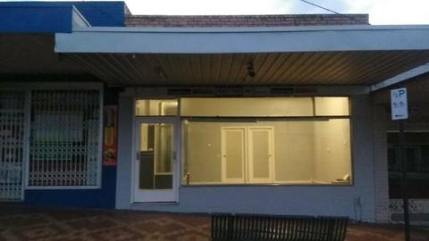 Refurbished office / shop for rent in Ashwood