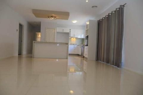 Modern Four Bedroom House in Magnificient Forde