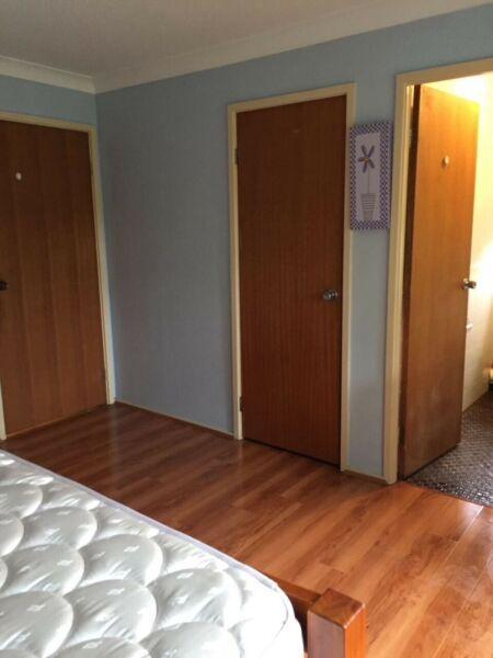 Eastwood master bedroom for rent 200/week