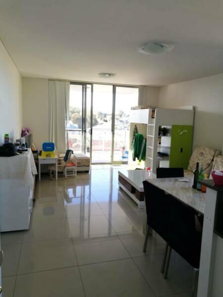 Like New 2 Bedroom Apartment In Botany For Rent