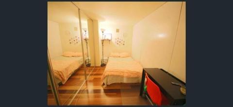 Furnished Double Room in Melbourne CBD for Short/Long Term Stay