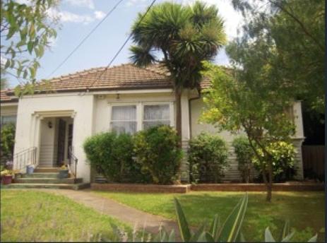 East Ivanhoe house to let 670 pw
