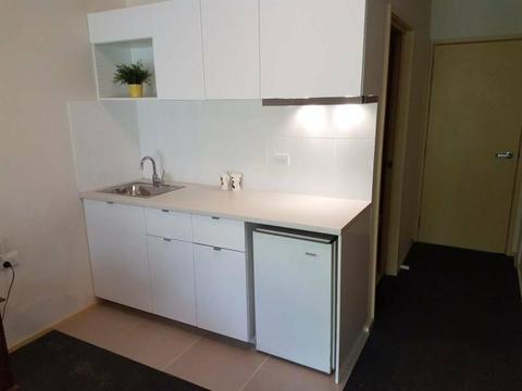 Bed-sitter Studio Apartment to rent $260 pw (incl gas, elect & water)