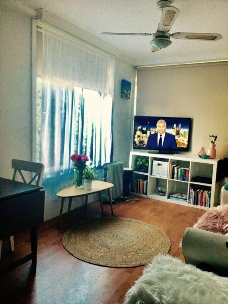 Fully furnished Apartment for rent - Murrumbeena