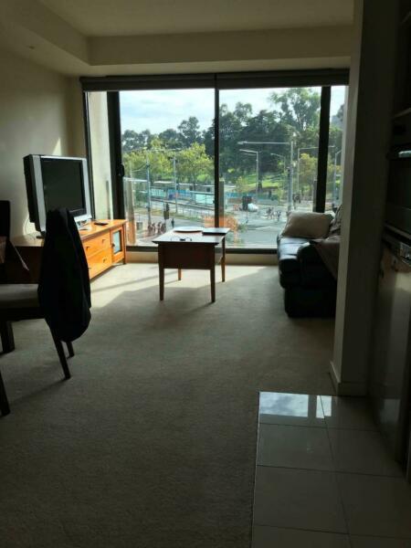 For Rent - Fully Furnished - Studio Apartment - South Melbourne