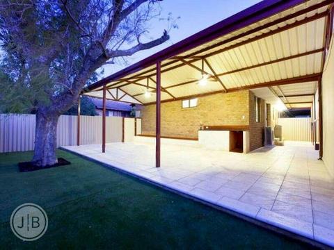 ENTERTAINERS DELIGHT! 2 bedroom villa for rent in Tuart Hill
