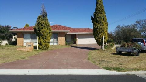(Open 17/10) House with beautiful views over Lake Joondalup