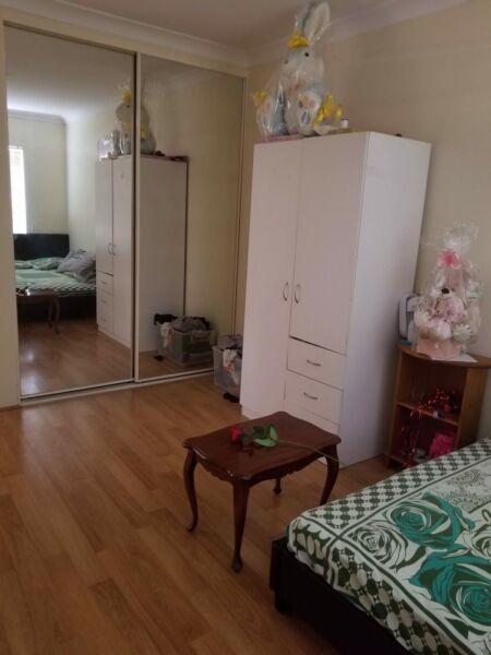 Shared room for girl at carlton $120 per week