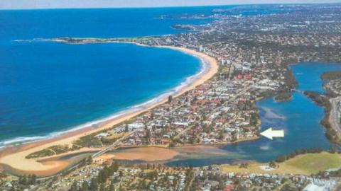 HOLIDAY HOUSE TO LET NARRABEEN WATERFRONT
