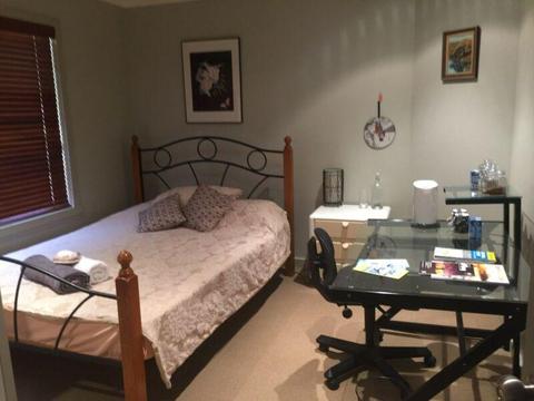 ROOM IN NORTH GOSFORD