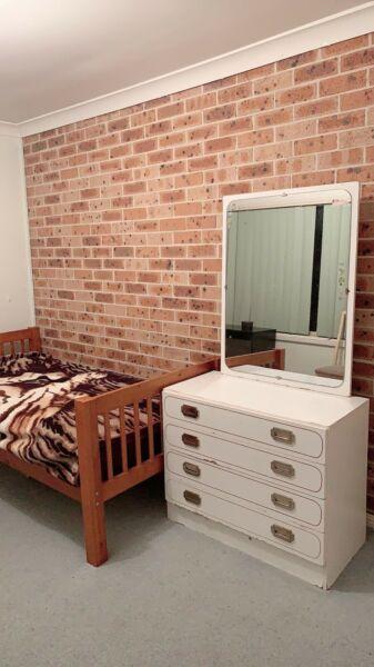 Furnished room for Rent- Wollongong