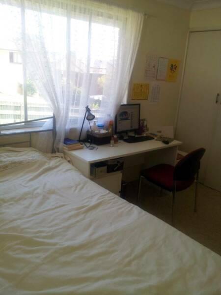 Double room at Robertson 4109 (Walk to Griffith Uni)