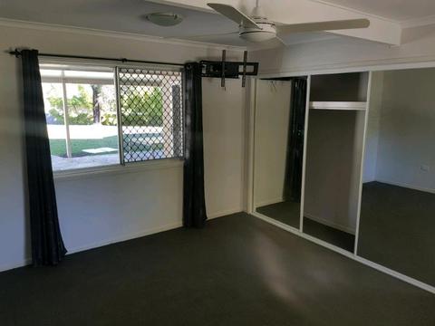 Room for rent. Gold coast in Tallai