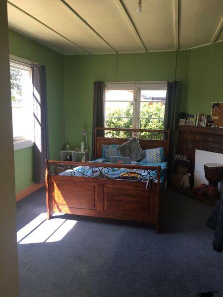 Room for rent over summer