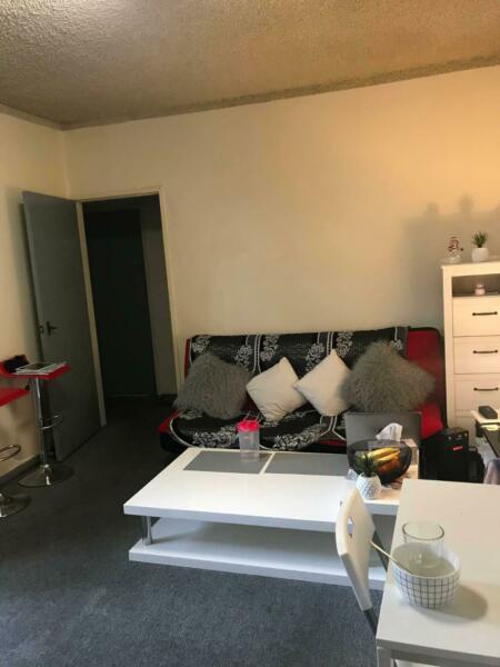 Room for Rent Very Close to Footscray Station
