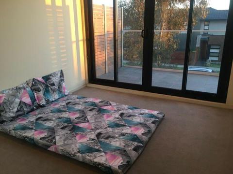 Room with balcony for rent @ 600 close to station