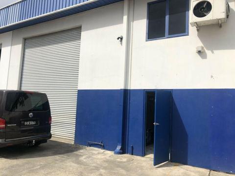 Warehouse / Industrial for RENT in Minchinbury 268sq
