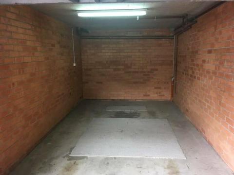 FOR RENT: Garage space in Glebe
