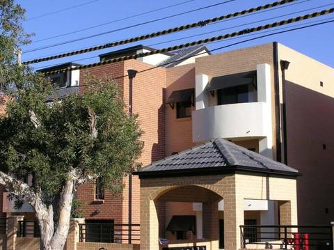 Homebush West 2BR unit for Rent, Close to everything