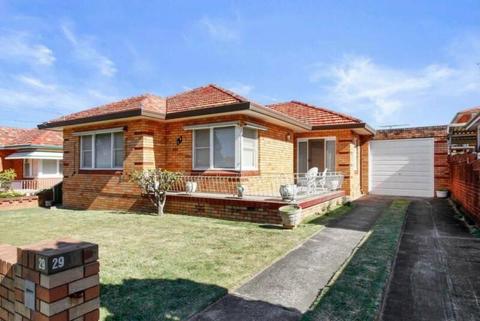 FOR RENT - Extremely Large Full Brick Family Home