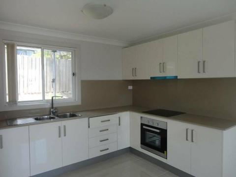 FULLY FURNISHED GRANNY FLAT FOR RENT - BOTANY, NSW