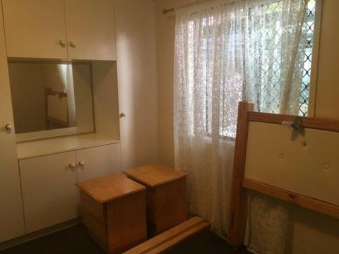 Unit for rent near Broadwater